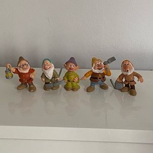 Disney figurines - Snow White and the 7 dwarfs